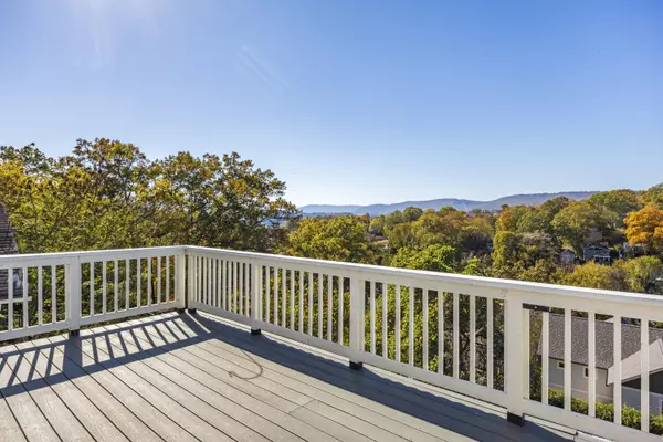 Chattanooga, TN 37405,525 Crewdson ST