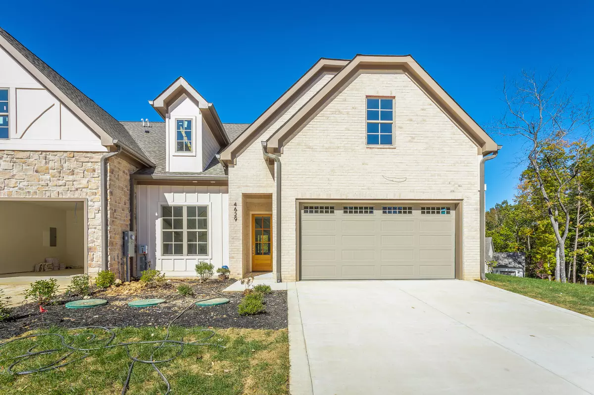 Chattanooga, TN 37419,4665 Dempsey WAY