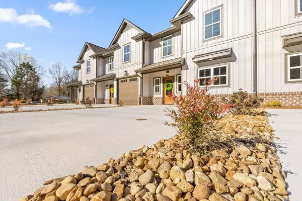 Soddy Daisy, TN 37379,9069 Dallas Hollow RD