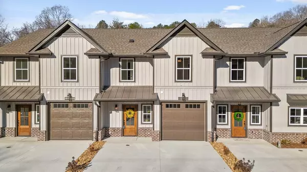 9073 Dallas Hollow RD, Soddy Daisy, TN 37379