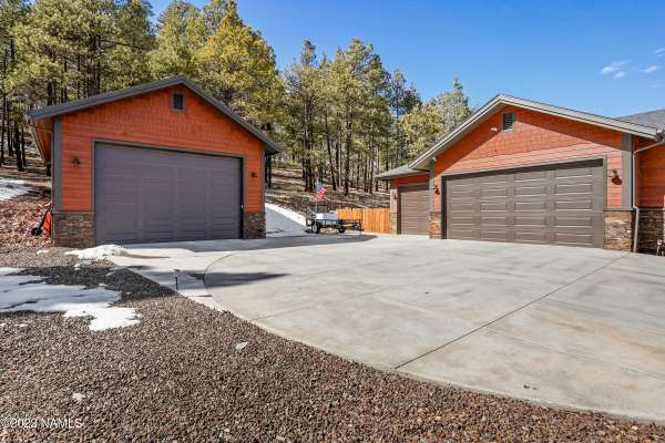 Flagstaff, AZ 86001,4562 Brackin Ranch Road