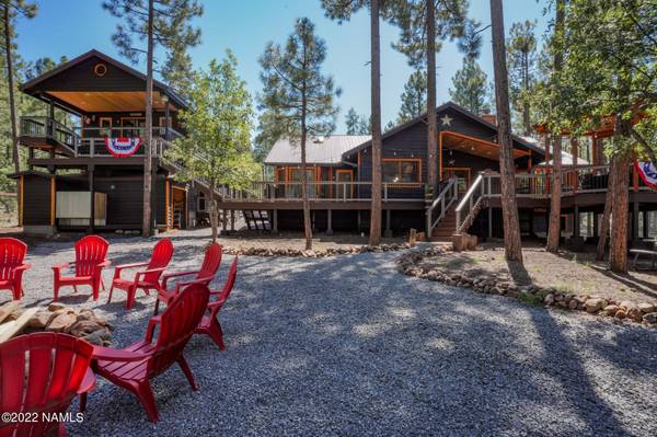 2752 Pine Wood Lane,  Pine Top,  AZ 85935