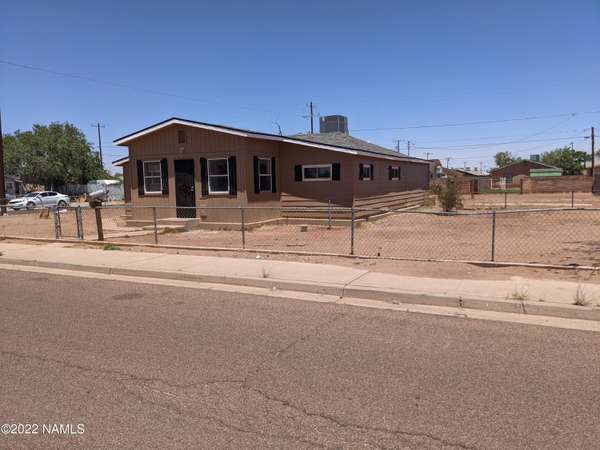 Winslow, AZ 86047,622 W Fleming Street