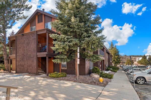 Flagstaff, AZ 86001,1200 S Riordan Ranch Street #96