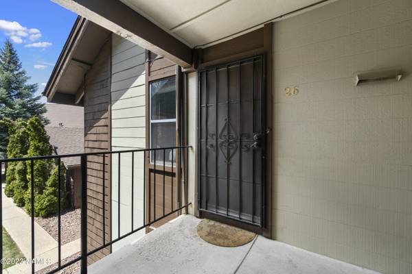 Flagstaff, AZ 86001,1200 S Riordan Ranch Street #26