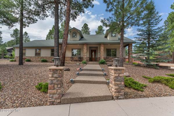 Williams, AZ 86046,2921 W Castle Pines Drive