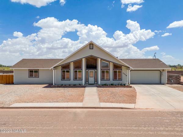 Winslow, AZ 86047,2216 Caddyshack Lane