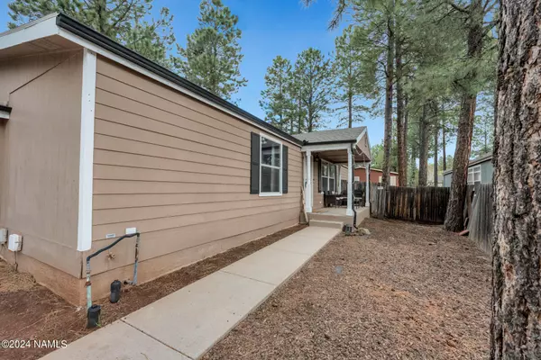 Flagstaff, AZ 86001,2542 W Zepher Avenue