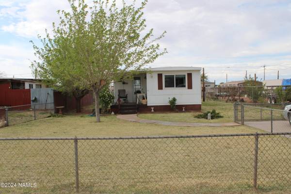 Winslow, AZ 86047,1004 W Lee Street