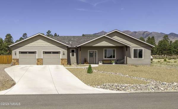 10194 Lundin Road,  Flagstaff,  AZ 86004