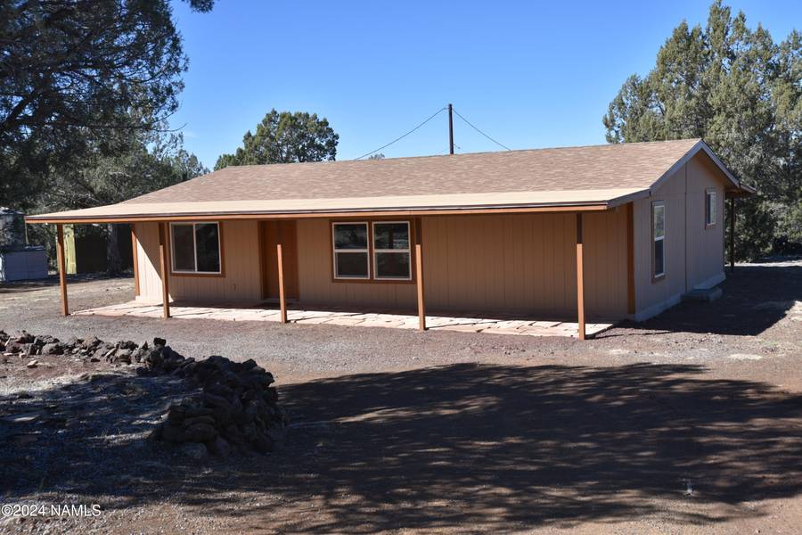 659 W Hillcrest Drive, Ash Fork, AZ 86320