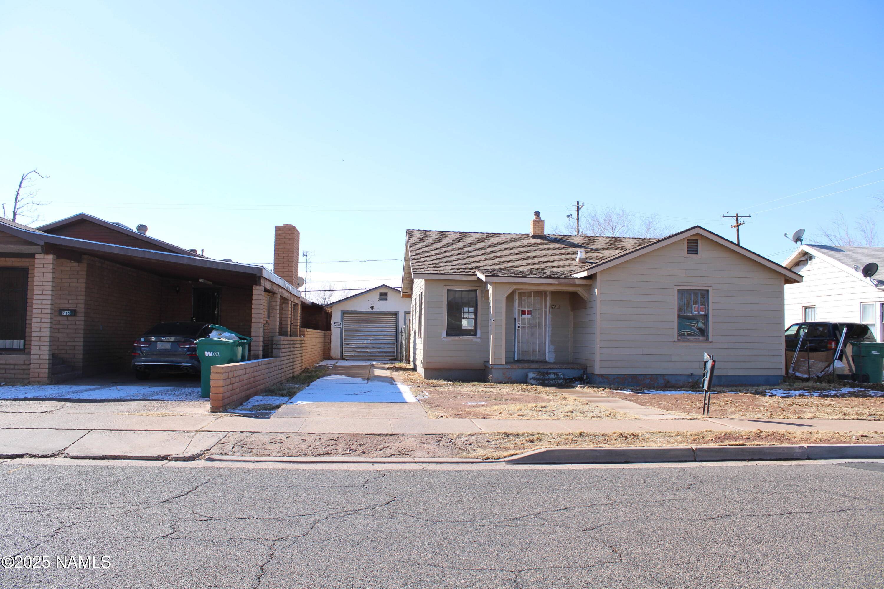 Winslow, AZ 86047,721 W Oak Street