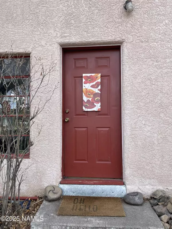Flagstaff, AZ 86001,402 S Leroux Street