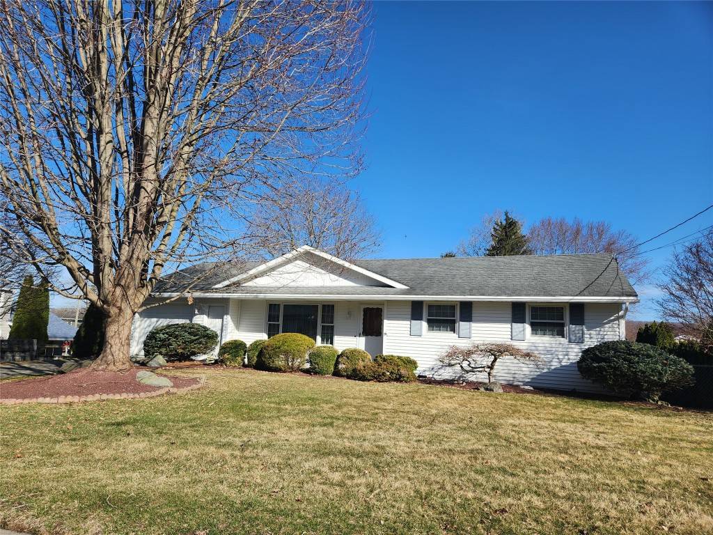15 Riverview RD, Apalachin, NY 13732