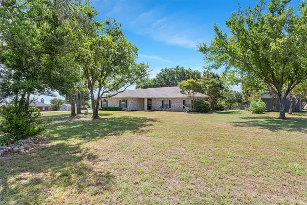 Lorena, TX 76655,212 Warren RD