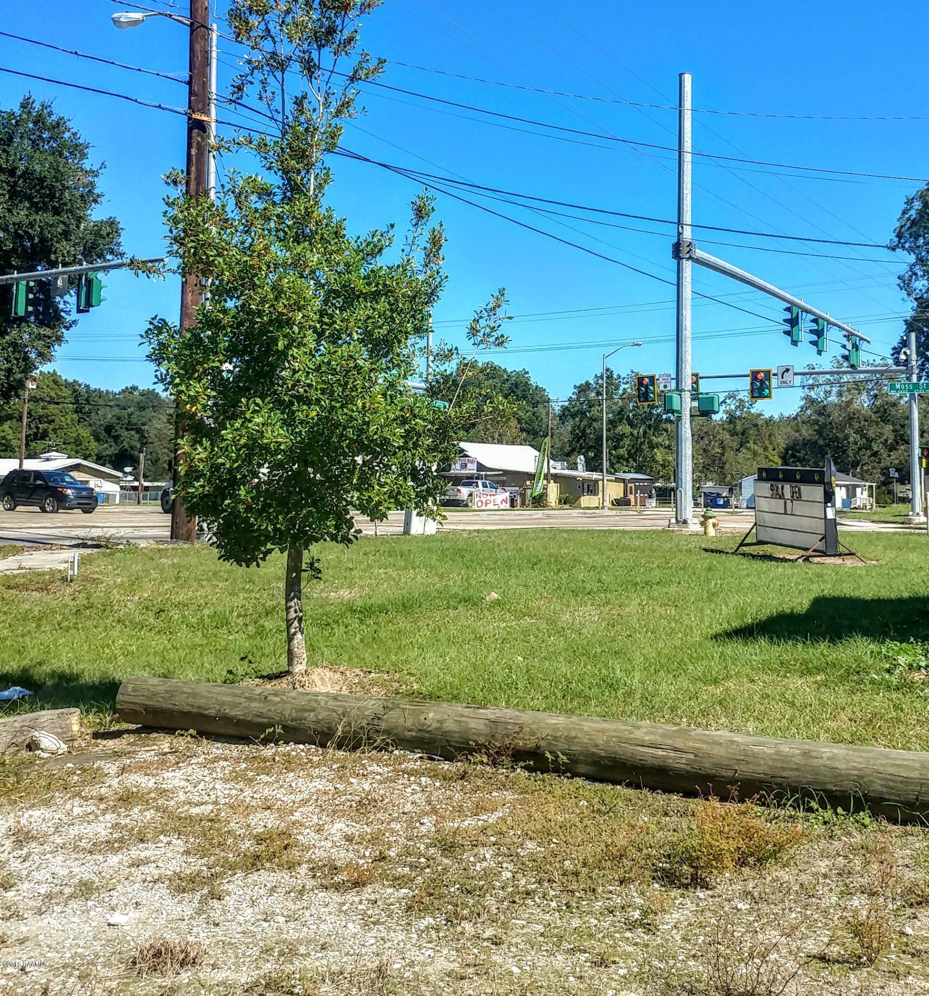 Lafayette, LA 70507,4535 Moss ST