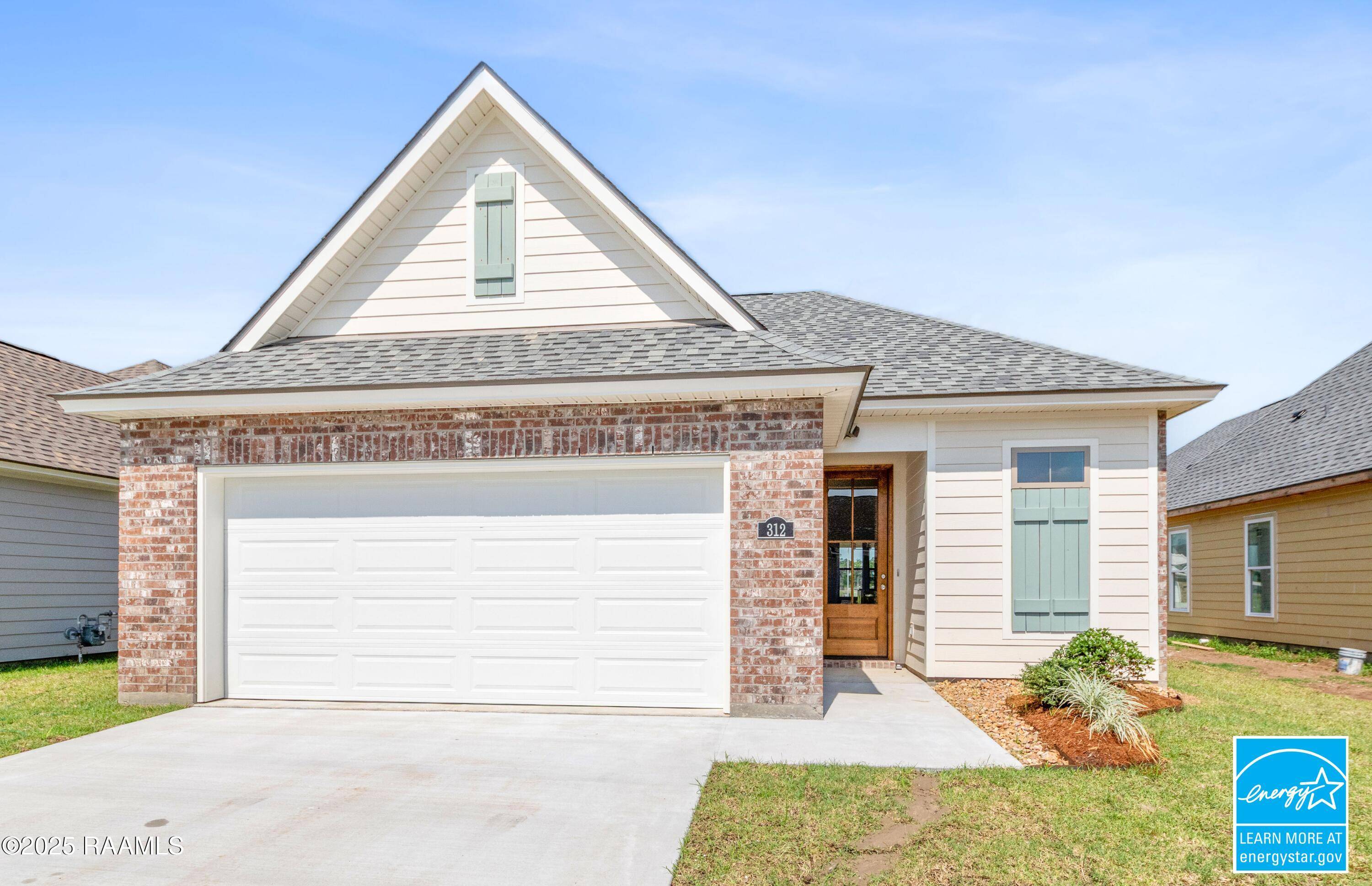 312 Gun Runner DR, Carencro, LA 70520