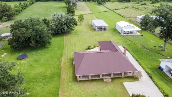 Abbeville, LA 70510,1210 S Henry ST