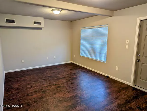 Breaux Bridge, LA 70517,1440 E Bridge ST