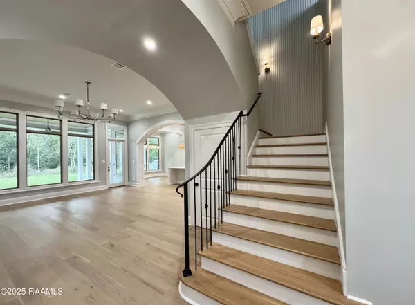 Lafayette, LA 70508,300 Amber Pond LN