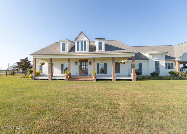 3713 Vidrine RD, Ville Platte, LA 70586