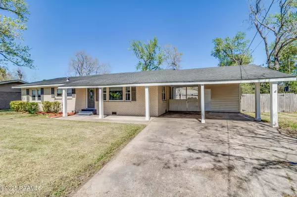 Lafayette, LA 70503,813 Alice DR