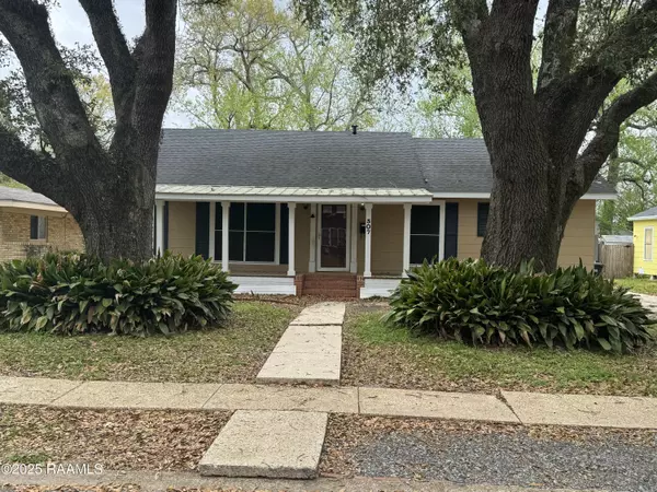 New Iberia, LA 70563,307 Dodson ST