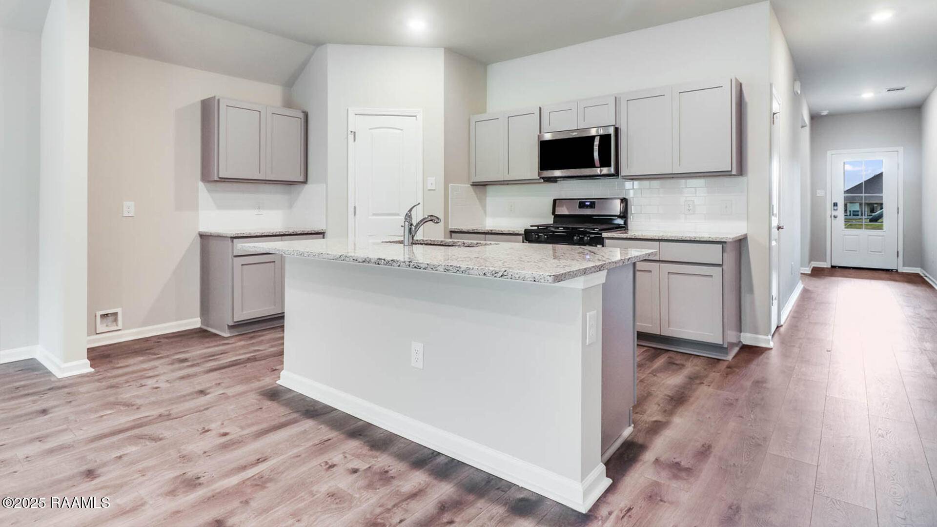 Lafayette, LA 70501,306 White Pine DR