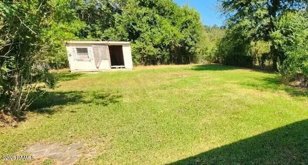 Opelousas, LA 70570,605 Choctaw DR
