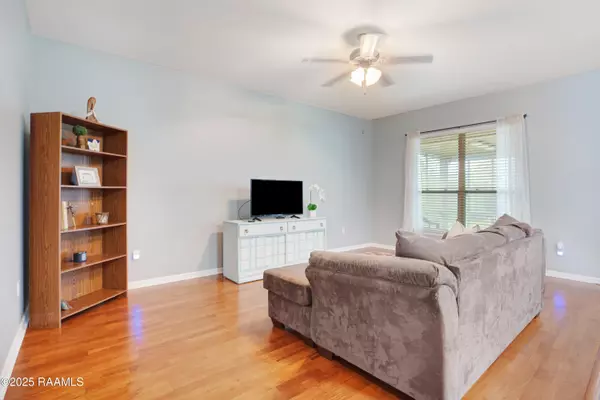 Lafayette, LA 70507,205 Moss Bluff DR