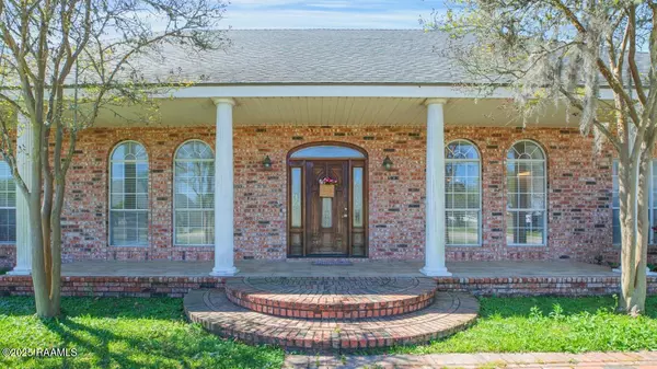 New Iberia, LA 70563,2018 La Belle Villa RD