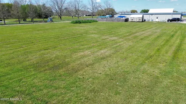 Broussard, LA 70518,1286 Blk S Bernard RD
