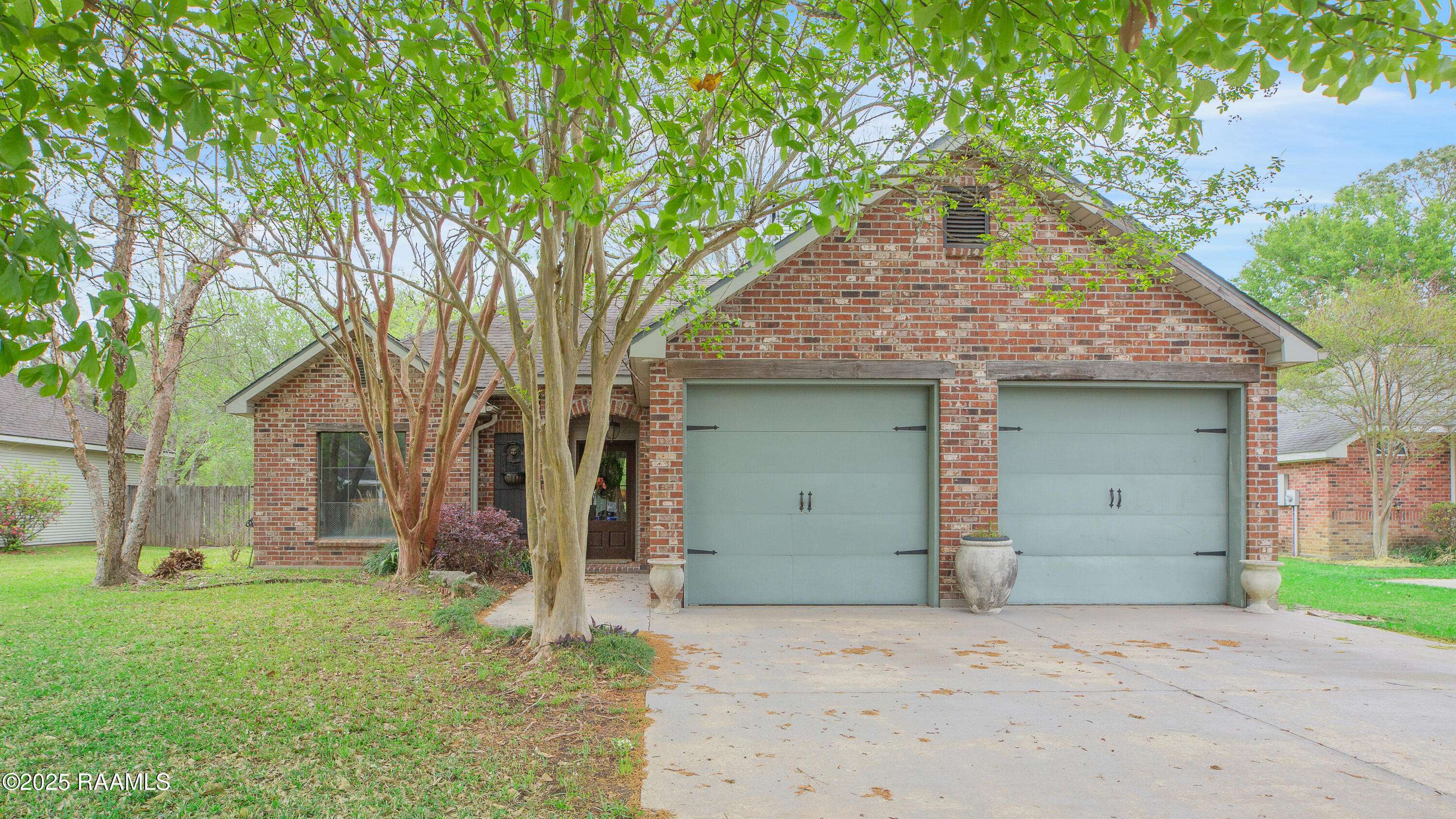 109 Briar Green DR, Youngsville, LA 70592