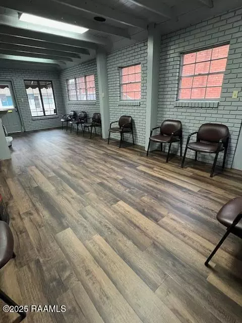 Jeanerette, LA 70544,1504 Main ST