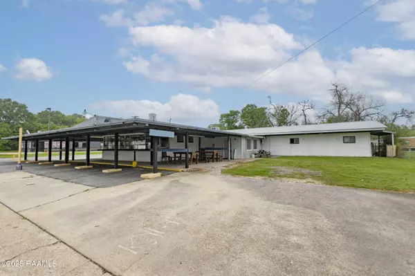Abbeville, LA 70510,901 Charity ST