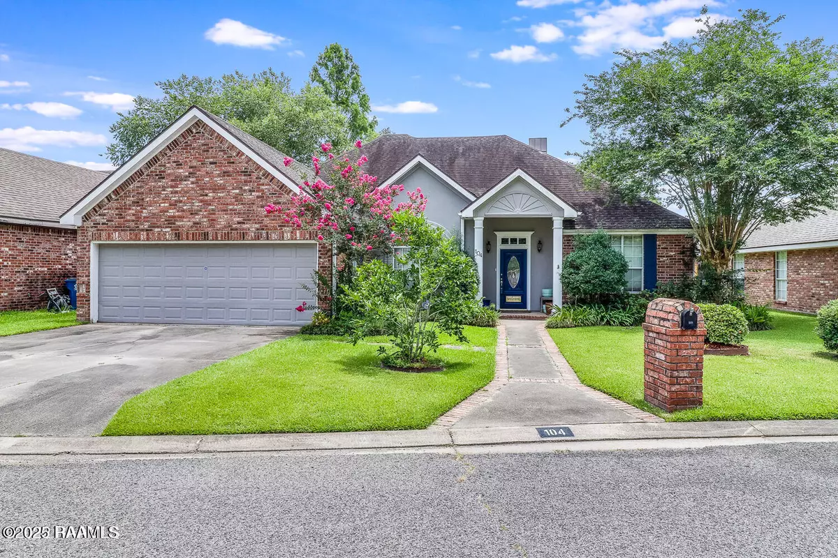 Lafayette, LA 70508,104 Country Morning CT