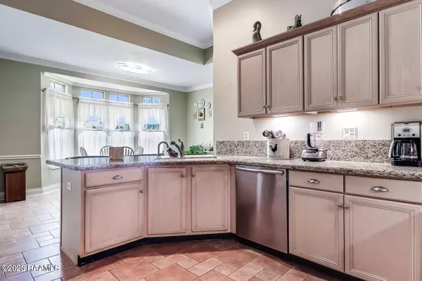 Lafayette, LA 70508,104 Country Morning CT