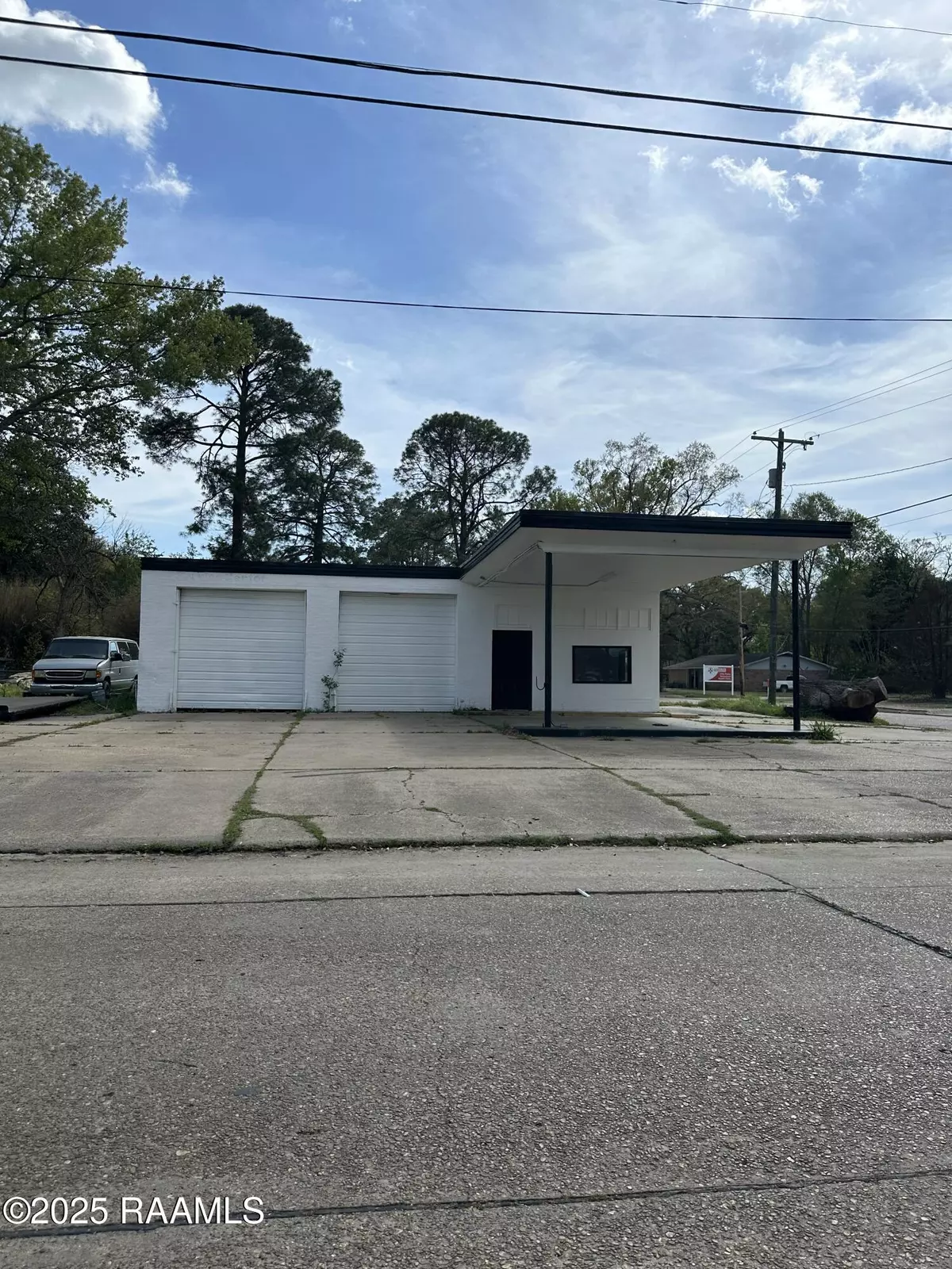 Ville Platte, LA 70586,318 W Cotton ST
