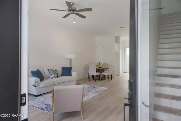 Lafayette, LA 70508,1510 Kaliste Saloom #202