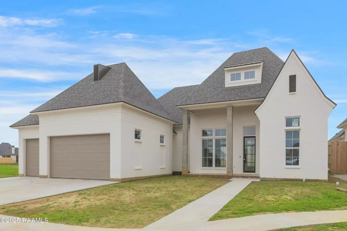 Youngsville, LA 70592,211 Sabal Grove LN