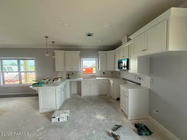 Kaplan, LA 70548,9923 Jimmie RD