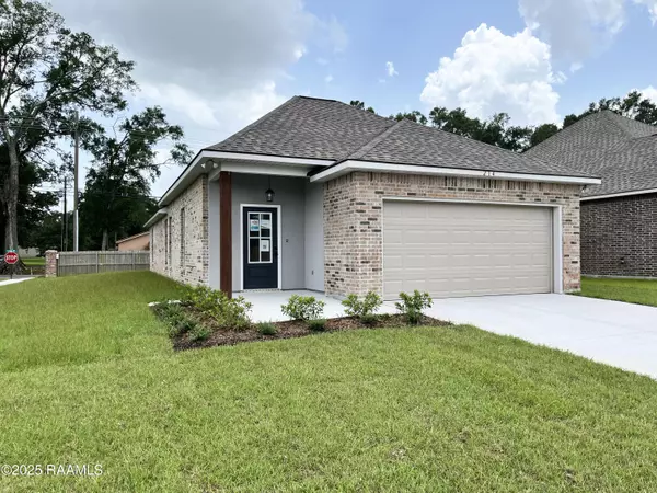 214 Ethereal ST, Youngsville, LA 70592