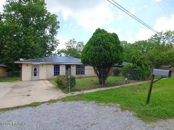 New Iberia, LA 70560,802 Myrtis ST