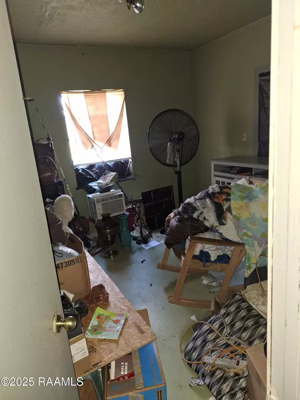 Breaux Bridge, LA 70517,438 Alexander ST