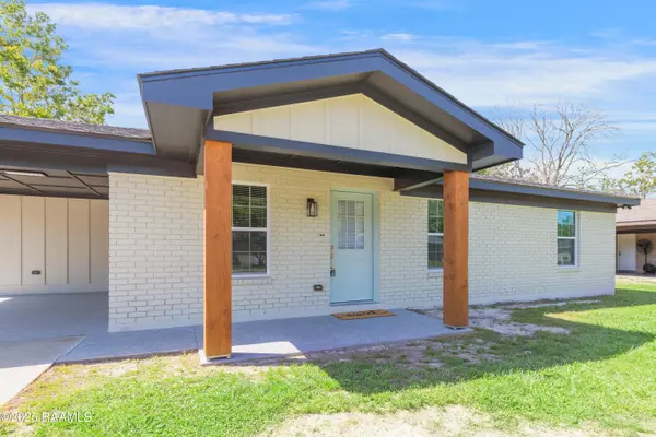749 J L DR, Scott, LA 70583