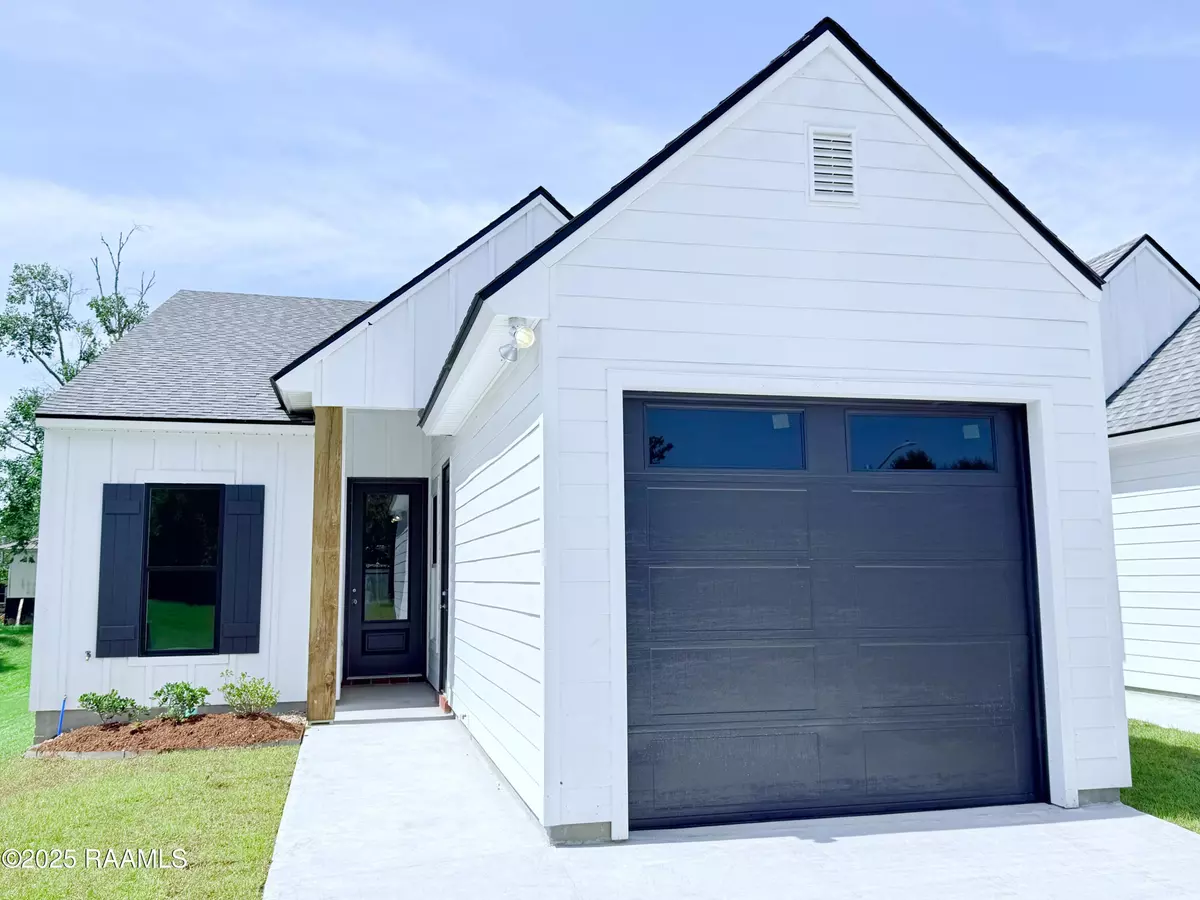Lafayette, LA 70508,107 Twin Meadow LN
