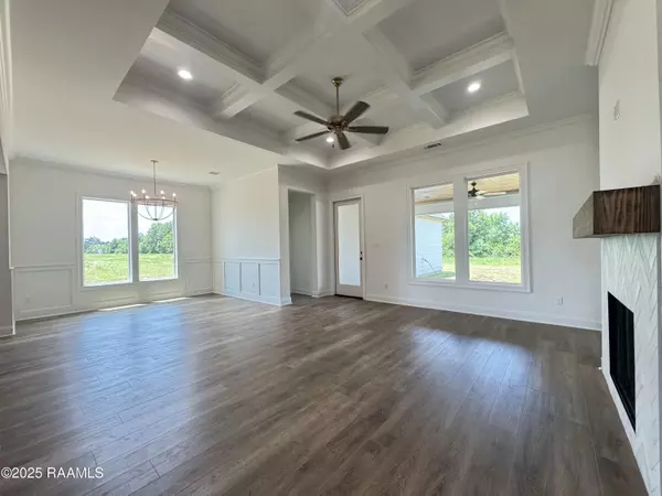 Broussard, LA 70518,114 Fountain Meadow DR