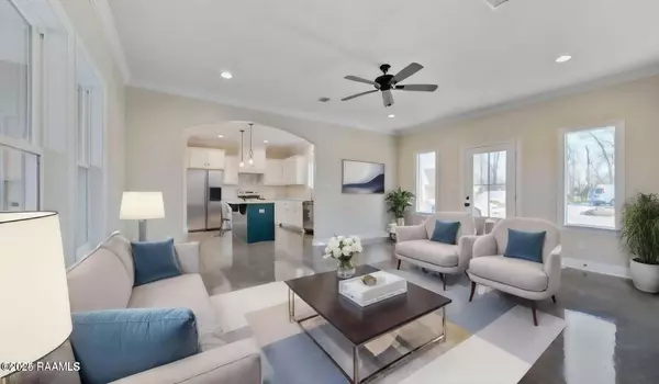 Breaux Bridge, LA 70517,1021 Timber Trails RD