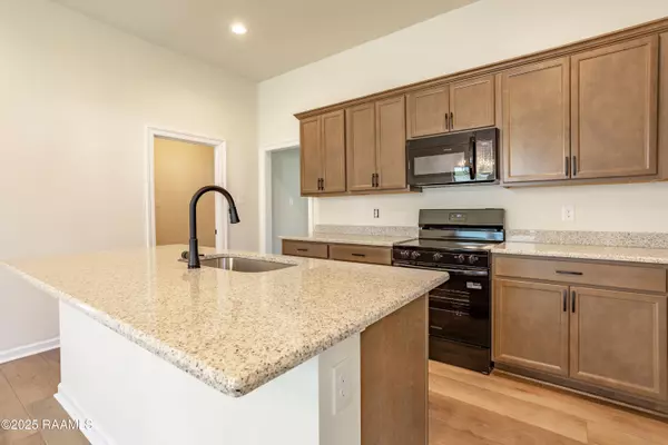 Carencro, LA 70520,217 Cainwood CT