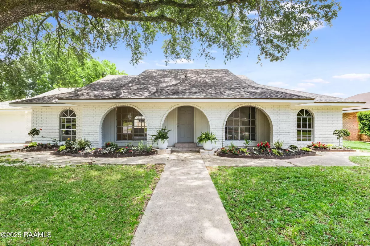 Lafayette, LA 70506,306 Kees CIR